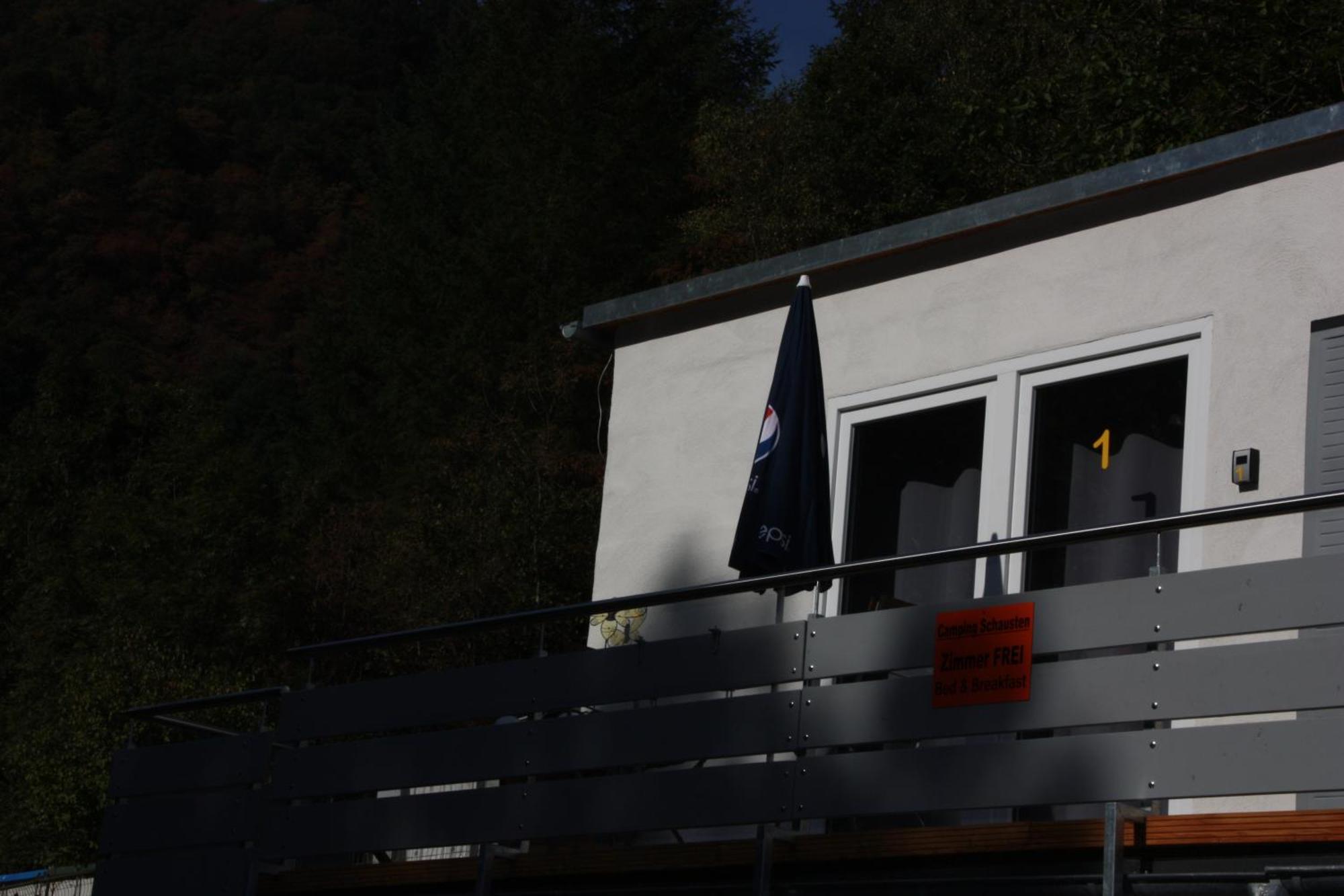 Pension Camping Schausten Cochem Bagian luar foto