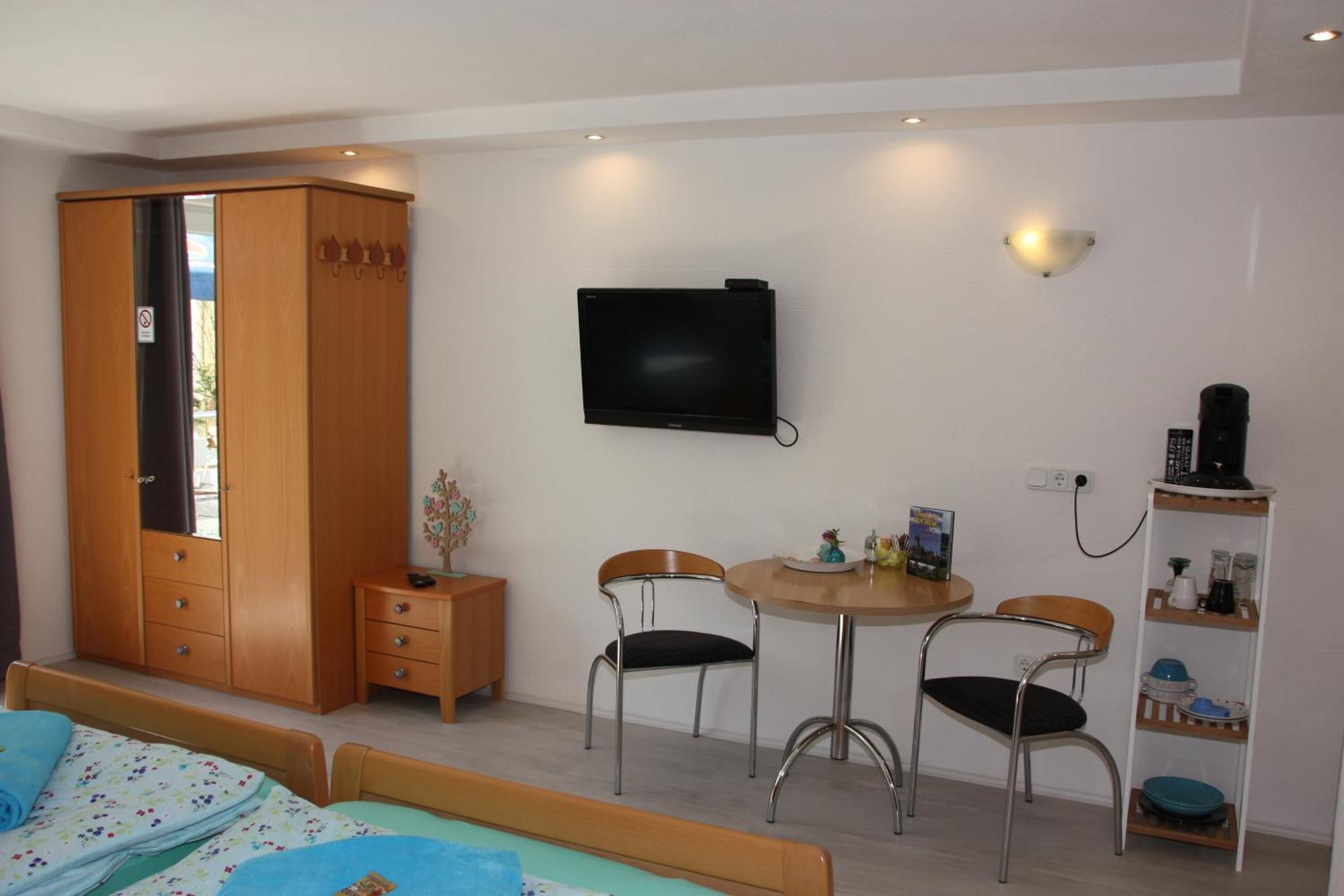 Pension Camping Schausten Cochem Bagian luar foto