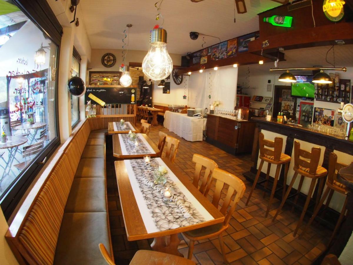 Pension Camping Schausten Cochem Bagian luar foto